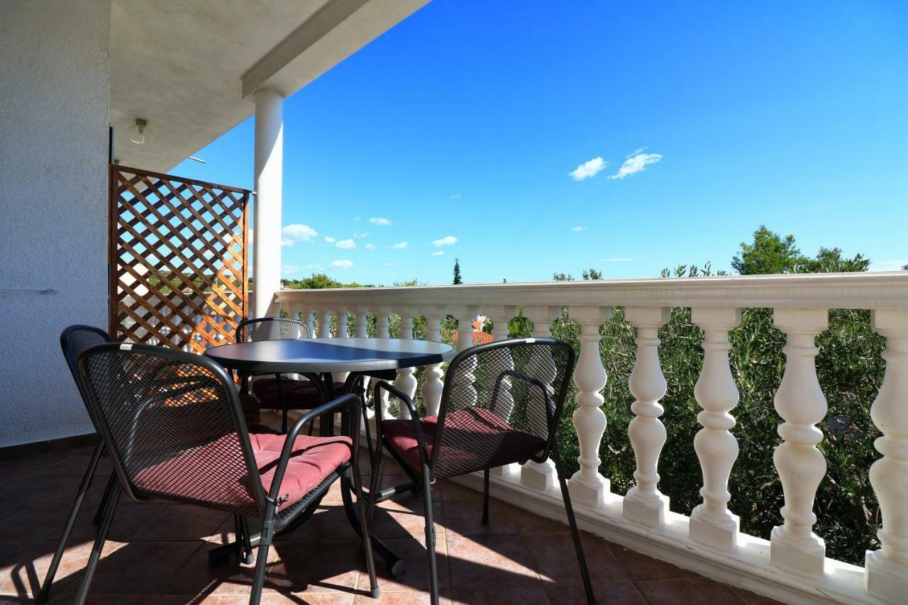 Apartments Sladana يزيرا المظهر الخارجي الصورة