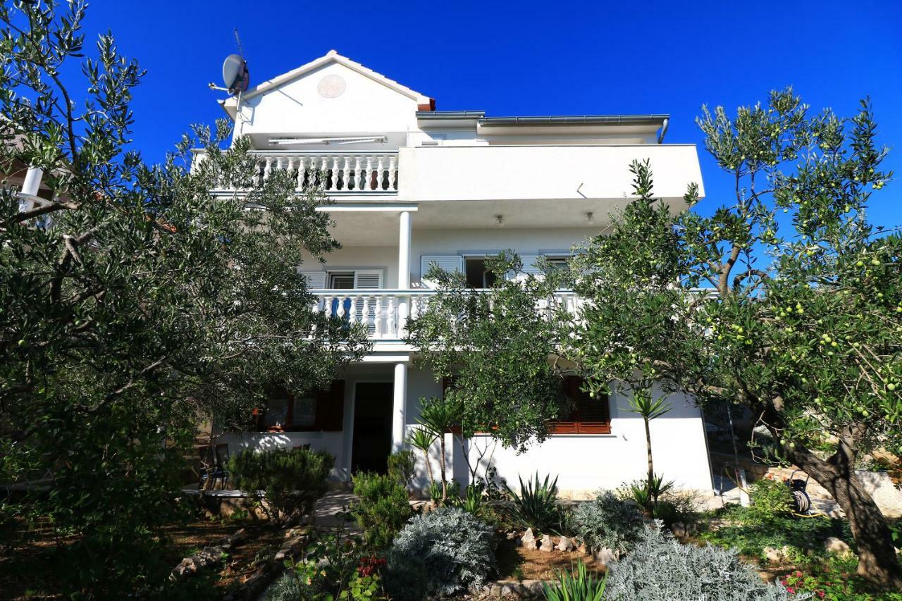 Apartments Sladana يزيرا المظهر الخارجي الصورة