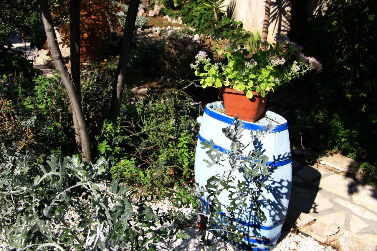 Apartments Sladana يزيرا المظهر الخارجي الصورة